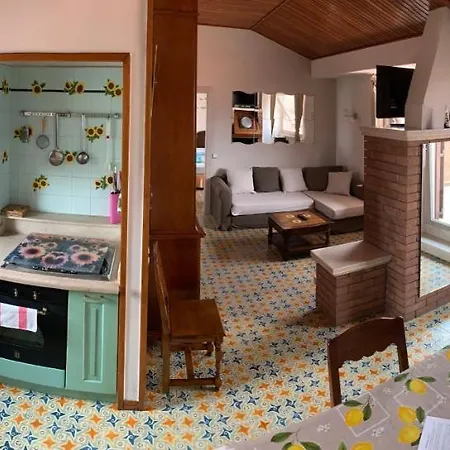 Attico Mansardato Affacciato Sul Cuore Di Apartment *