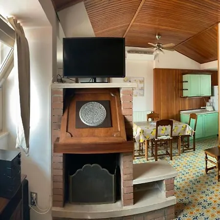 Apartamento Attico Mansardato Affacciato Sul Cuore Di