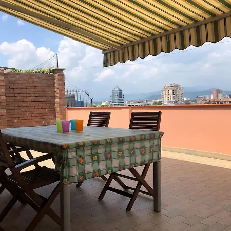 Attico Mansardato Affacciato Sul Cuore Di