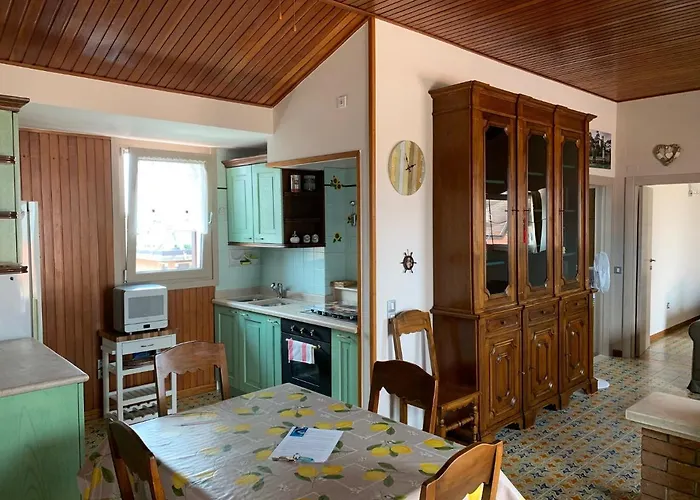 Attico Mansardato Affacciato Sul Cuore Di Brescia